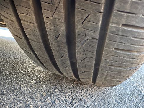 Used 2018 Alfa Romeo Giulia Ti Sport w/ Quick Order Package 22U Sport image 8