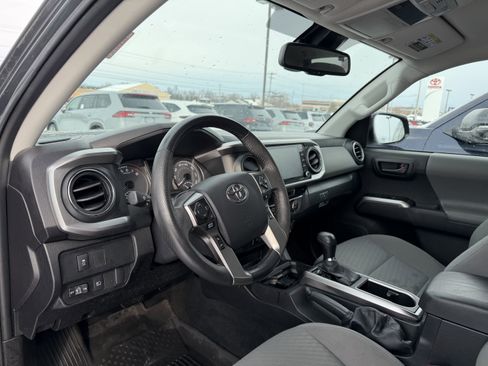 Used 2023 Toyota Tacoma SR5 w/ SX Package image 12