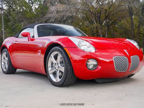 Used 2006 Pontiac Solstice Convertible w/ Premium Package image 19