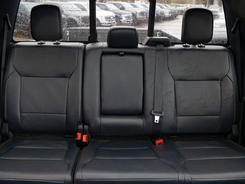 Used 2024 Ford F350 Lariat image 12