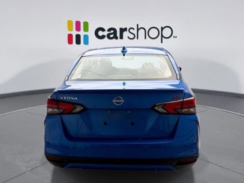Used 2024 Nissan Versa SR w/ Trunk Package image 4