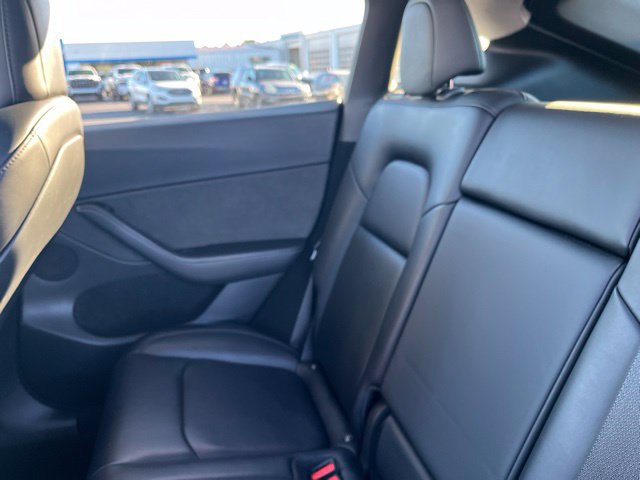 Used 2023 Tesla Model Y Performance AWD/4WD image 13
