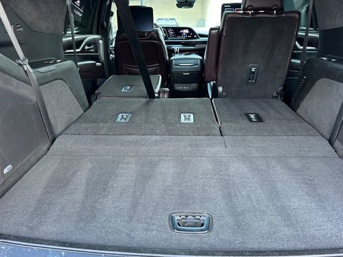 Certified 2023 Cadillac Escalade V AWD/4WD image 18
