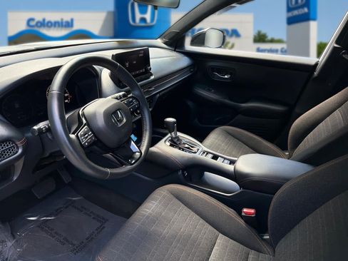 Used 2023 Honda HR-V Sport image 12