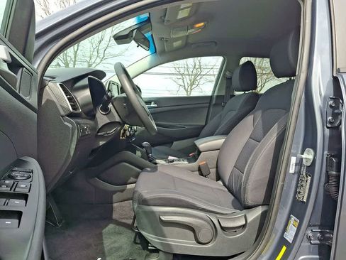 Used 2019 Hyundai Tucson SE image 11