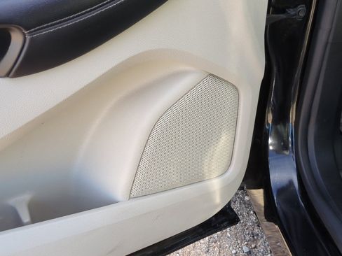 Used 2022 Ford Edge Titanium w/ Equipment Group 301A image 13