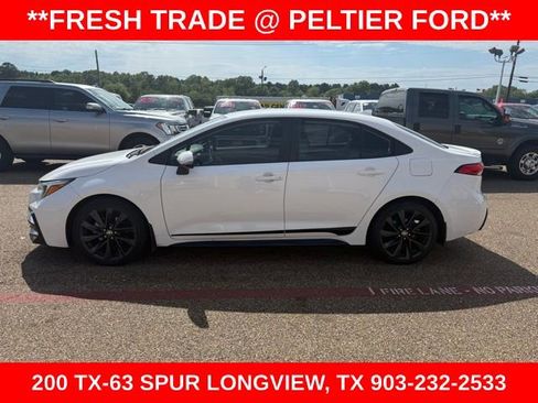 Used 2024 Toyota Corolla SE FWD image 5