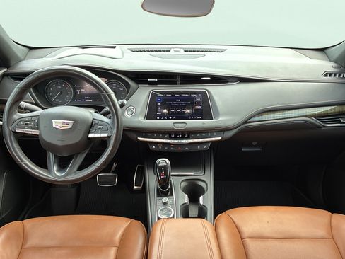 Used 2020 Cadillac XT4 Sport FWD image 16