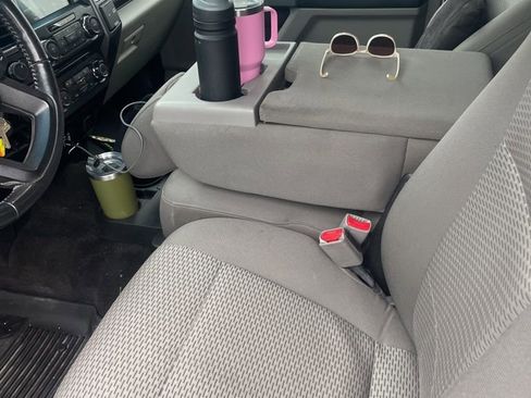 Used 2017 Ford F150 XLT w/ Equipment Group 302A Luxury AWD/4WD image 5