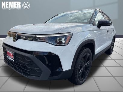 New 2025 Volkswagen Taos SE