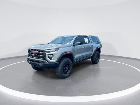 Used 2024 GMC Canyon AT4X w/ AT4X AEV Edition AWD/4WD image 5