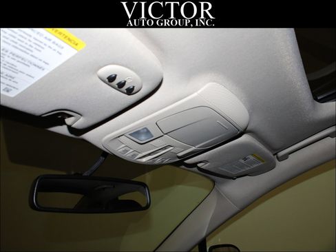 Used 2018 Ford Fusion Titanium image 30