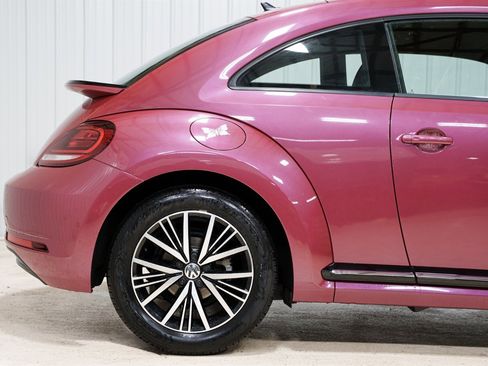 Used 2017 Volkswagen Beetle #PinkBeetle image 10