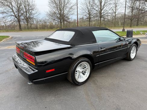 Used 1991 Pontiac Firebird Convertible image 10
