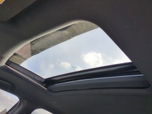 Used 2025 Honda Passport EX-L image 18