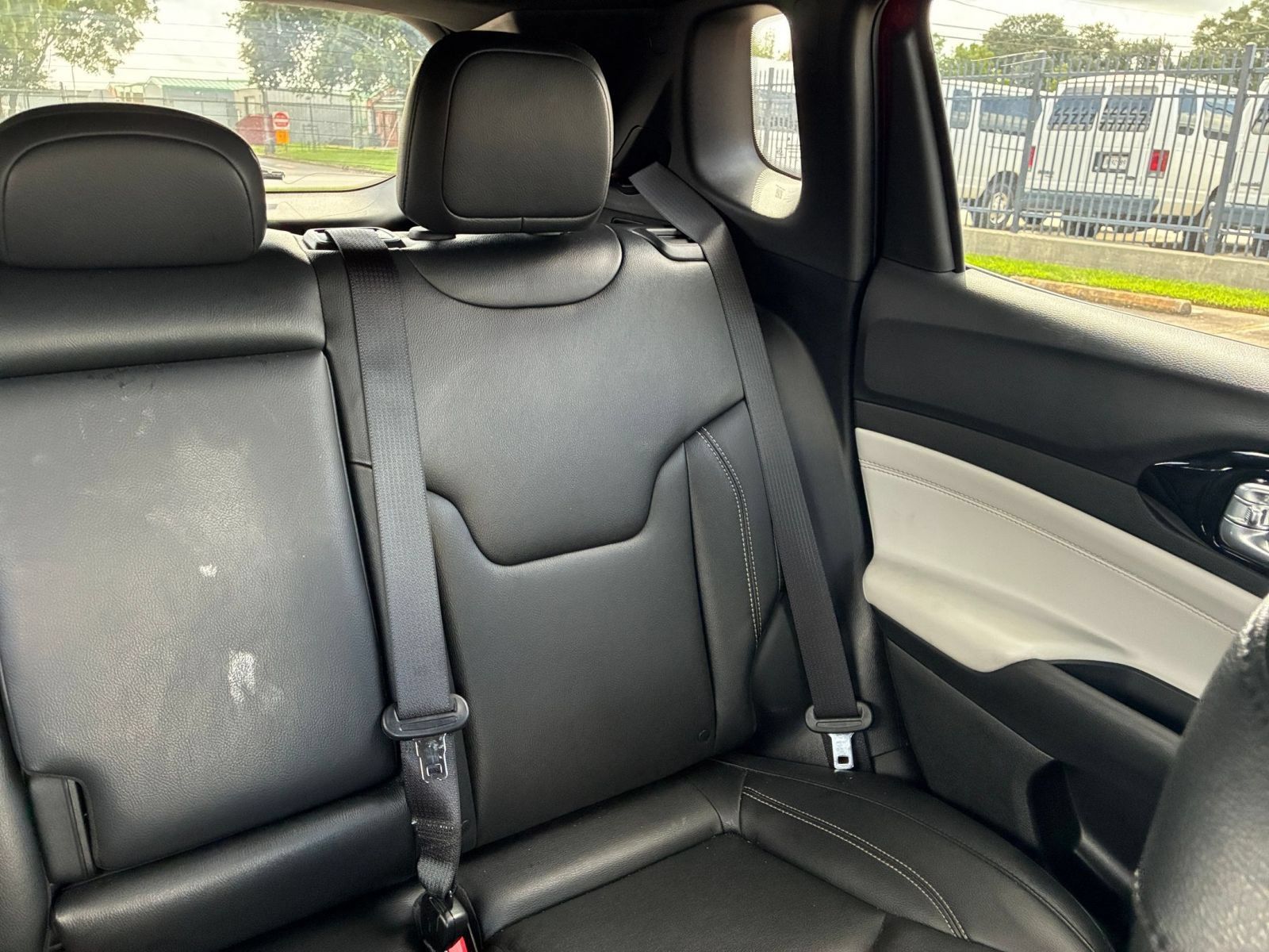 Used 2025 Jeep Compass Limited AWD/4WD image 37