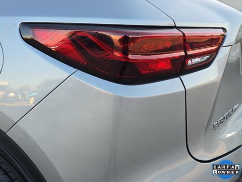 Used 2025 Chevrolet Blazer LT image 30