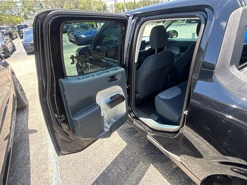Used 2025 Ford Maverick XLT FWD image 30