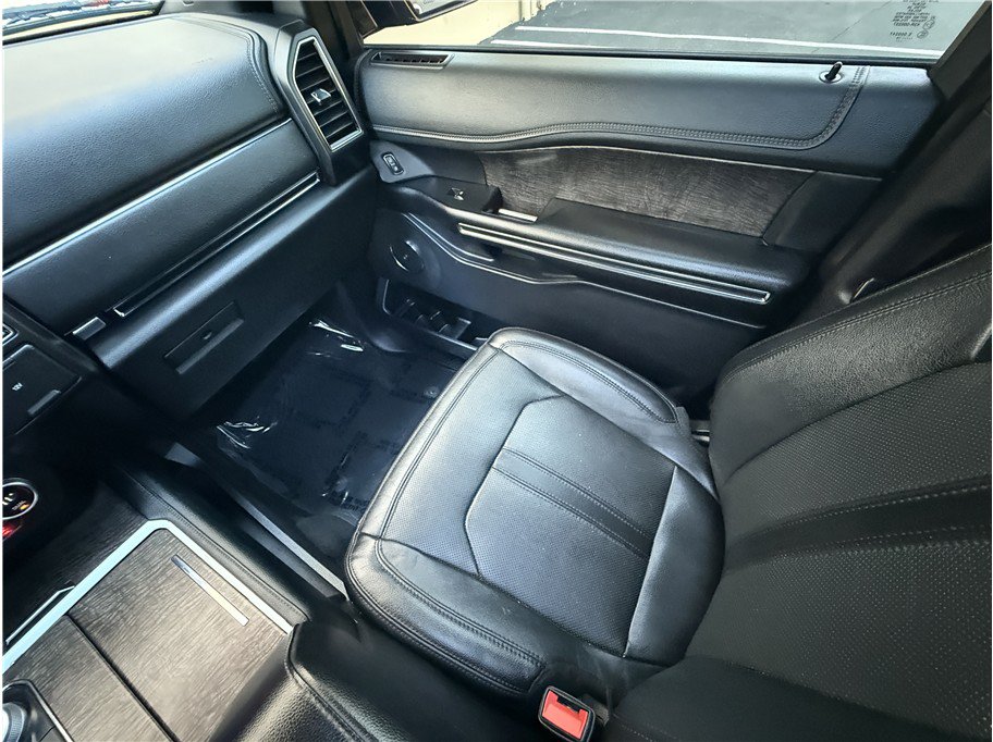 Used 2019 Ford Expedition Max Limited RWD image 9