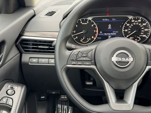 New 2026 Nissan Altima 2.5 SV w/ SV Special Edition Package FWD image 21