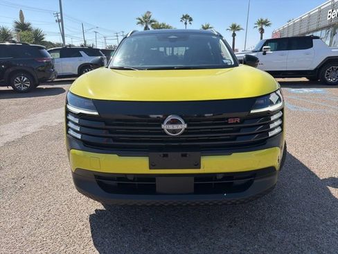 Certified 2025 Nissan Kicks SR image 2