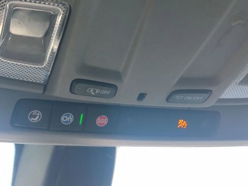 Used 2021 GMC Sierra 1500 Elevation image 38