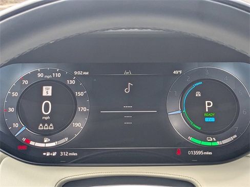 Used 2025 Land Rover Range Rover SE image 19