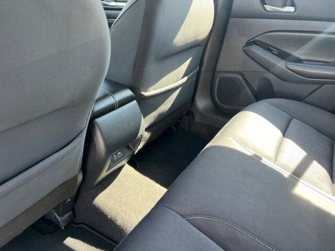 Used 2021 Nissan Altima 2.5 SV image 25