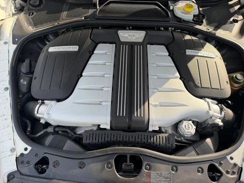 Used 2014 Bentley Flying Spur W12 AWD/4WD image 44
