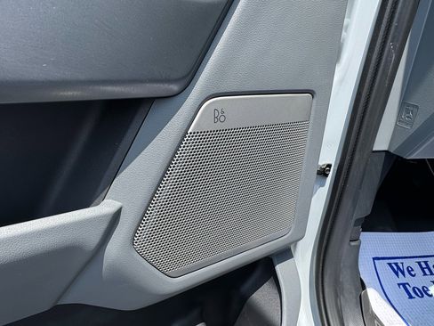 Used 2022 Ford F150 XLT w/ Equipment Group 302A High image 23