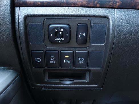 Used 2008 Toyota Land Cruiser image 71