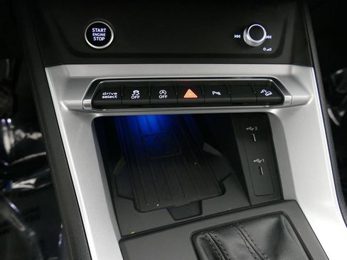 Used 2023 Audi Q3 2.0T Premium Plus w/ Premium Plus Package AWD/4WD image 21