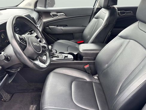 Used 2023 Kia Sportage EX image 25