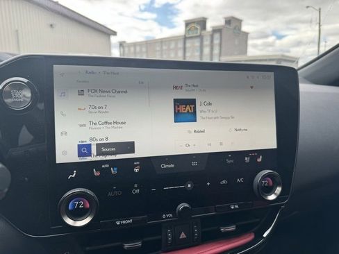 Used 2023 Lexus NX 350 F Sport image 3