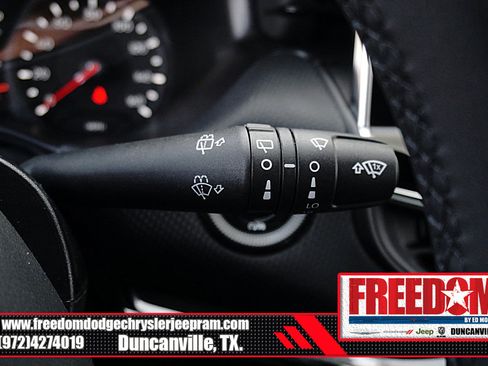 New 2026 Jeep Compass Latitude image 32