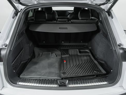 Used 2025 Audi SQ5 Premium Plus image 43
