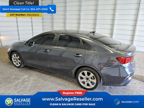 Used 2023 Kia Forte LXS FWD image 3