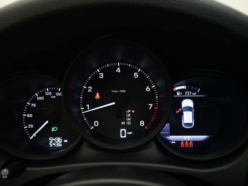 Certified 2026 Porsche Macan AWD/4WD image 21