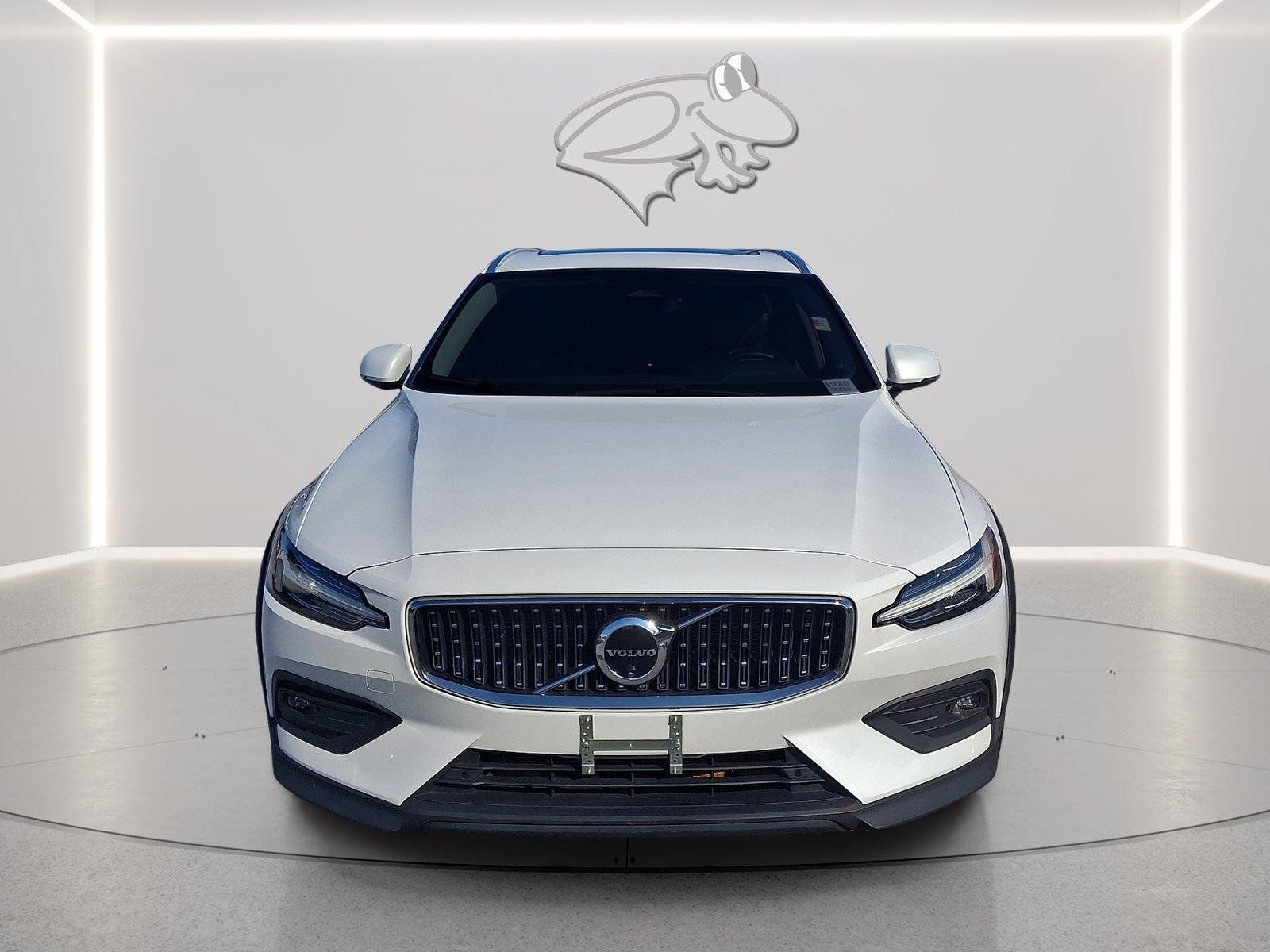 Used 2025 Volvo V60 B5 Cross Country Plus AWD/4WD image 7