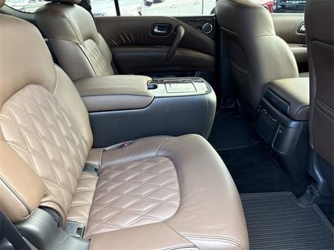 Used 2024 Nissan Armada Platinum w/ Captain's Chairs Package image 23