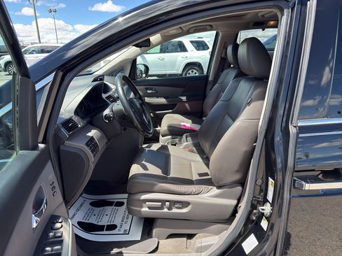Used 2014 Honda Odyssey Touring image 17
