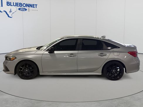 Used 2024 Honda Civic Sport image 7
