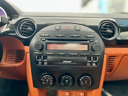 Used 2007 MAZDA MX-5 Miata Grand Touring w/ Premium Pkg image 17