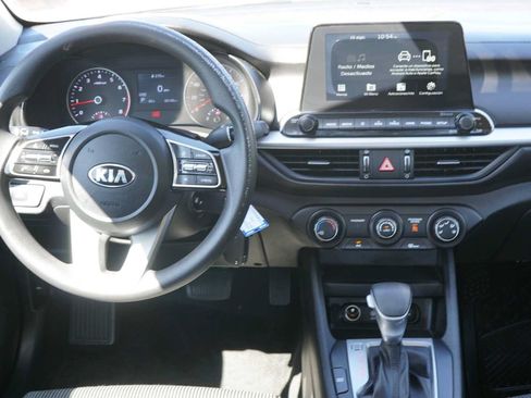 Used 2021 Kia Forte LXS FWD image 22