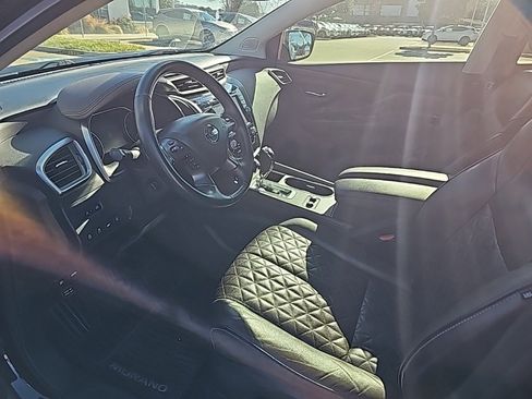 Used 2019 Nissan Murano Platinum w/ Cargo Package image 8