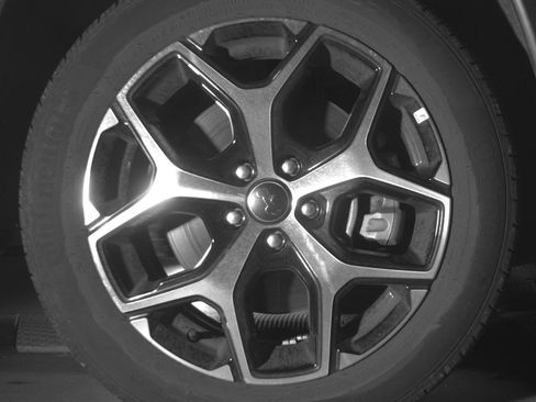 Used 2025 Jeep Compass Limited AWD/4WD image 13