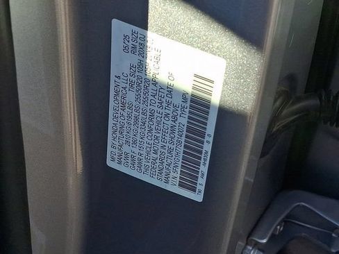 Used 2025 Honda Pilot Touring image 39