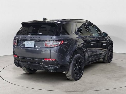 New 2025 Land Rover Discovery Sport Dynamic SE image 5