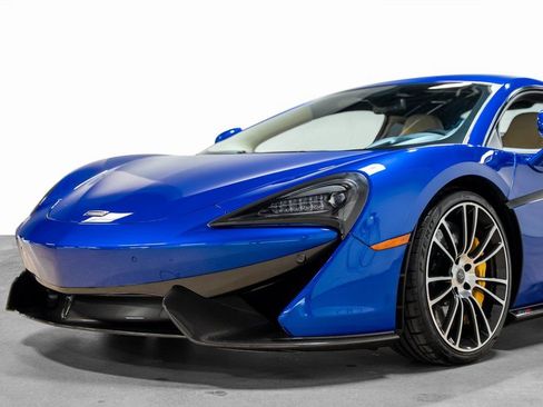Used 2017 McLaren 570S Coupe image 10