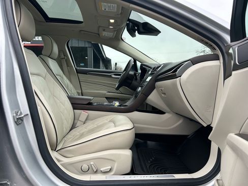 Used 2017 Ford Fusion Energi Platinum image 15